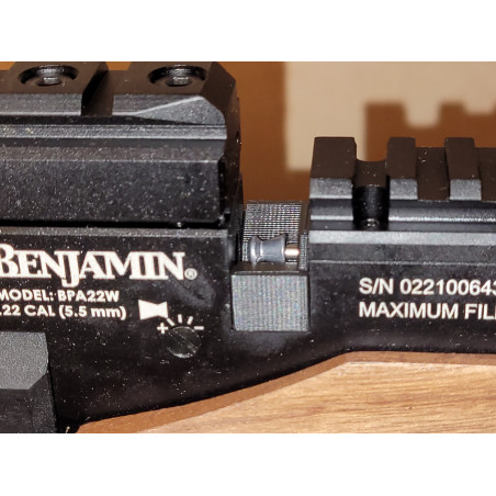 Akela Benjmin - Chargeur monocoup